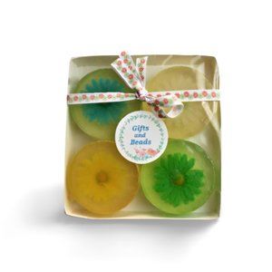 Gifts and Beads| 1 set of 4 Bars Soaps Transparent Daisy Soaps as a perfect hand